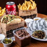 Combo 2 shawarmas + 2 batatas