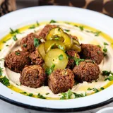 Porção de falafel com homus 250g